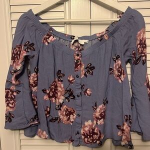 Astr the label size S floral top 100% viscose
